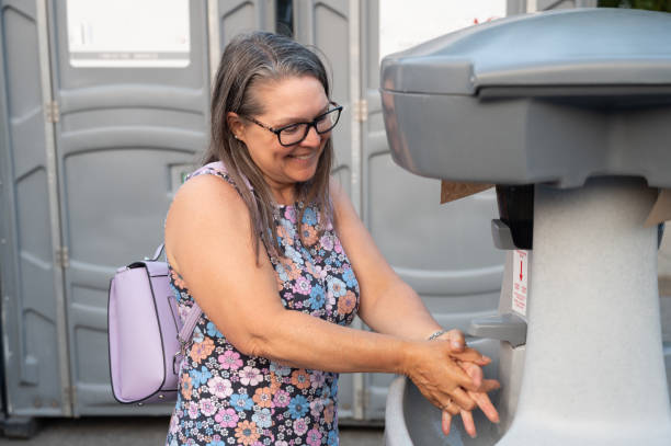 Best Portable bathroom rental  in Brooklyn Park, MD